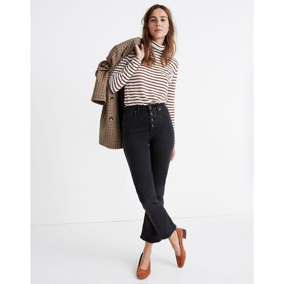 Madewell Cali Demi-Boot Jeans in Bellspring Wash: Button-Front Edition 28 - Picture 7 of 9